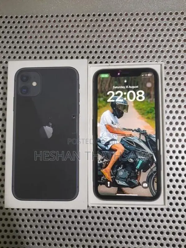 Apple iPhone 11 (Used)