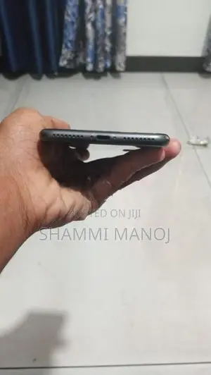 Apple iPhone 8 Plus (Used)