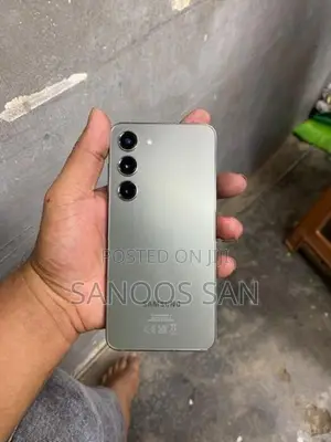 Samsung Galaxy S23 (Used)