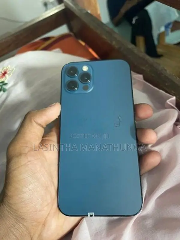 Apple iPhone 12 Pro (Used)