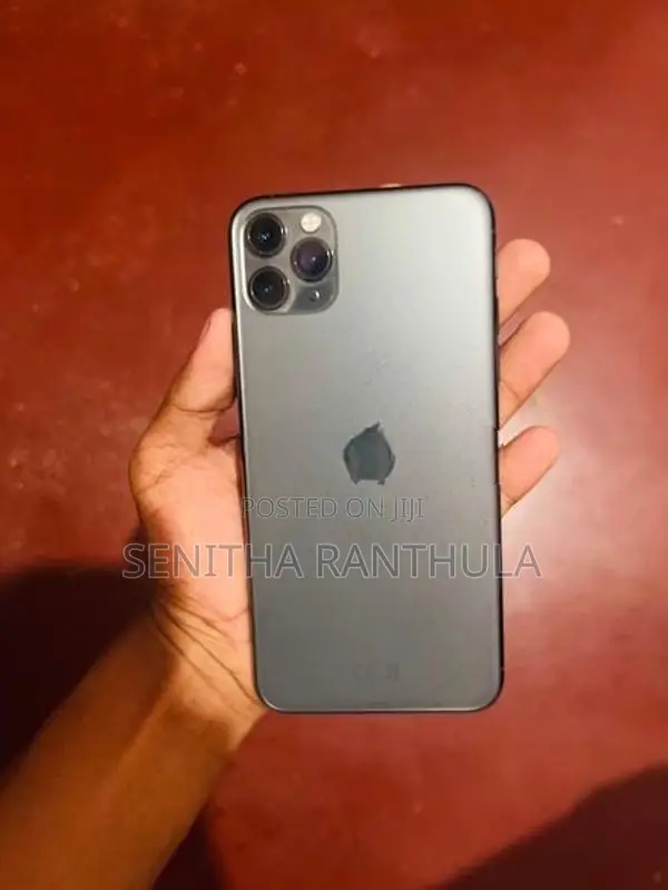 Apple iPhone 11 Pro Max (Used)