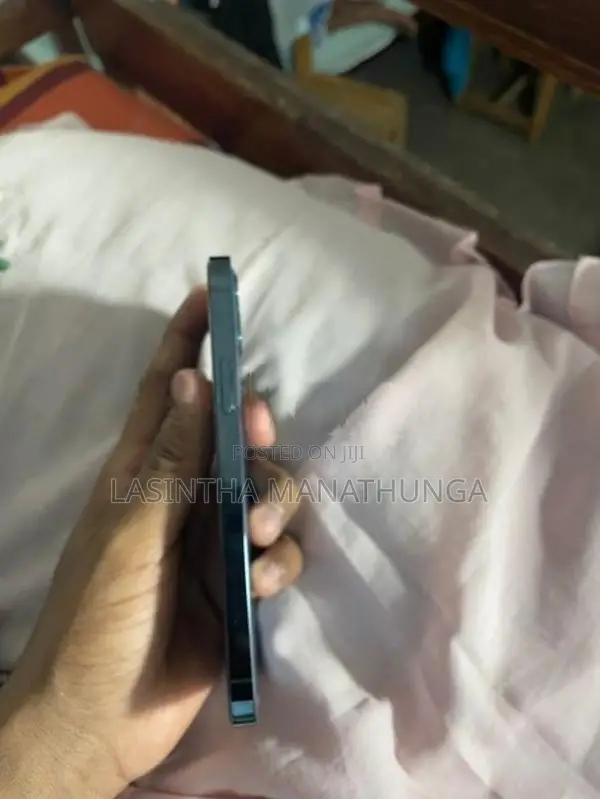 Apple iPhone 12 Pro (Used)