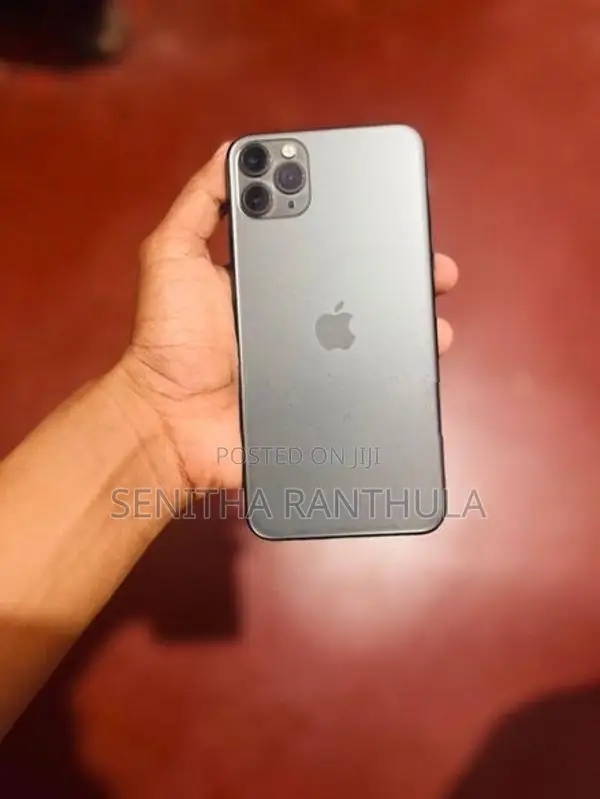 Apple iPhone 11 Pro Max (Used)