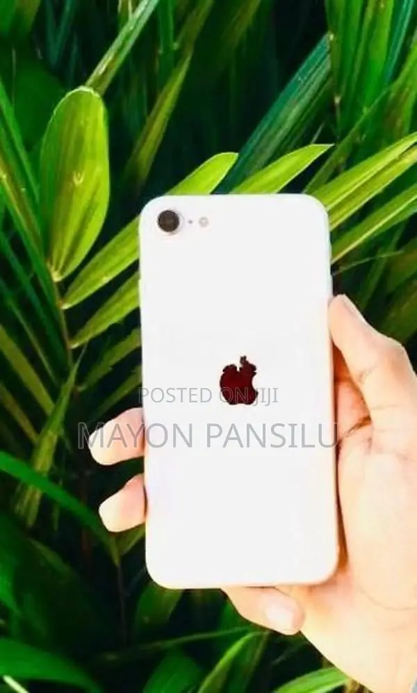 Apple iPhone SE 2 (Used)