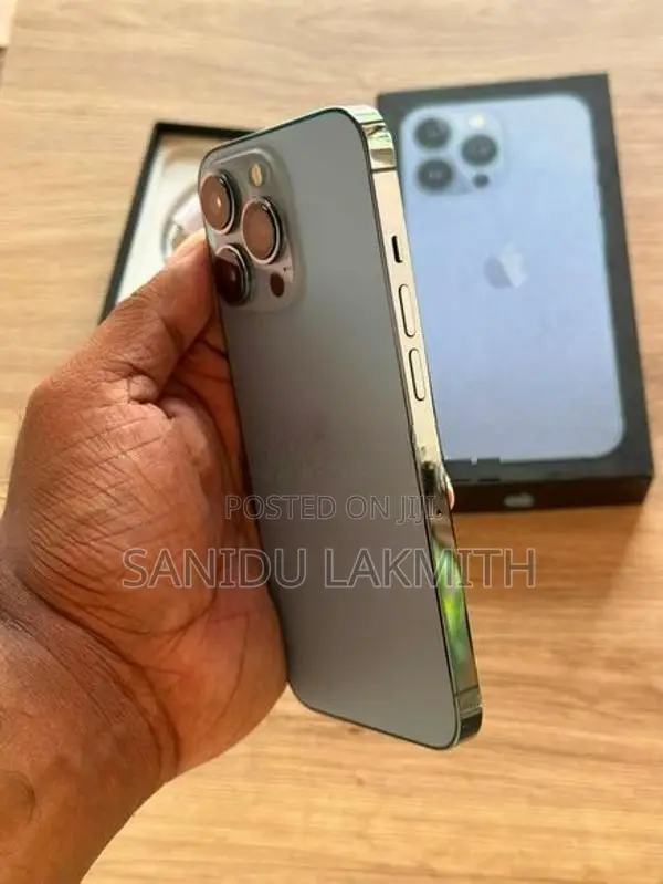 Apple iPhone 13 Pro (Used)