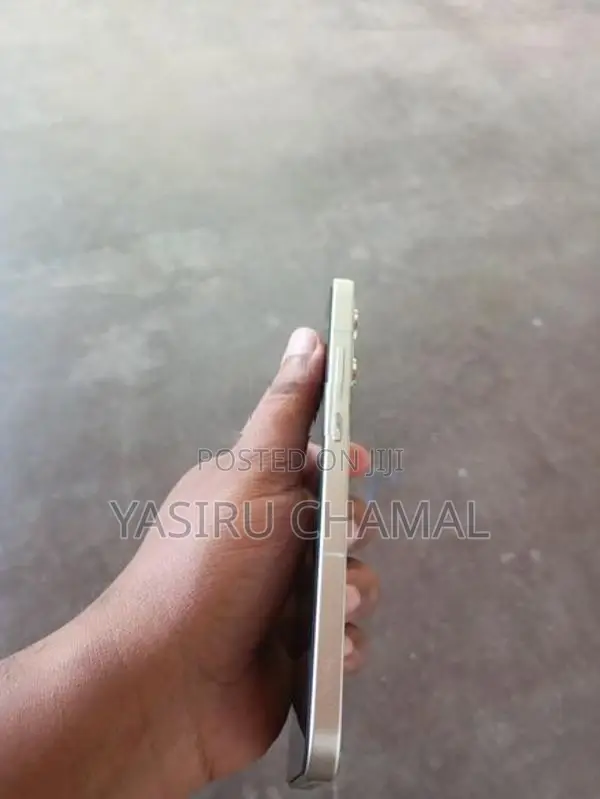 Oppo Reno 13 5G 8GB 256GB (Used)