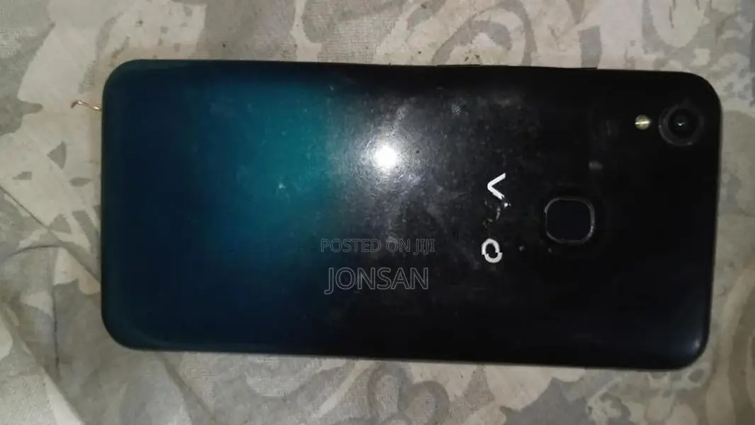 Vivo Y1s (Used)