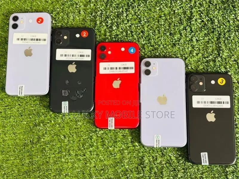 Apple iPhone 11 128GB (Used)