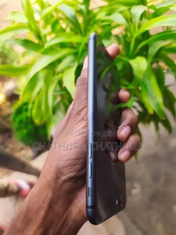 Apple iPhone 8 Plus (Used)
