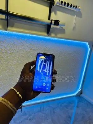 Apple iPhone 13 (Used)