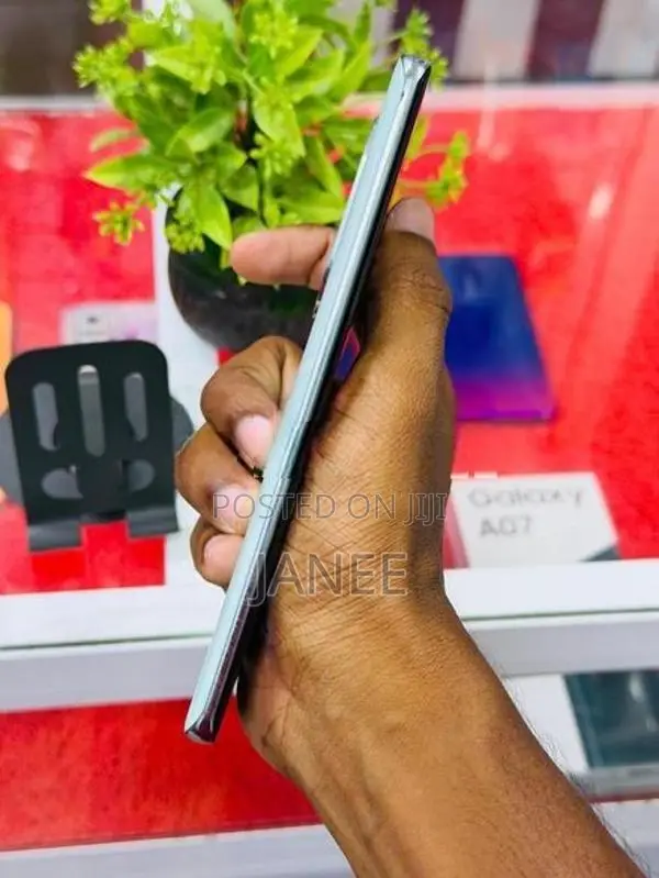 Oppo Reno11 5G 8-256 (Used)