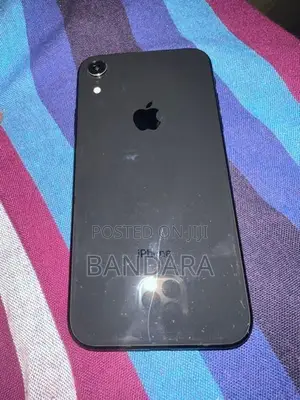 Apple iPhone XR 128gb (Used)