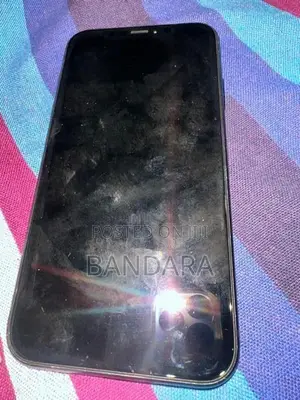 Apple iPhone XR 128gb (Used)