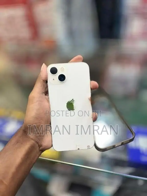 Apple iPhone 13 (Used)