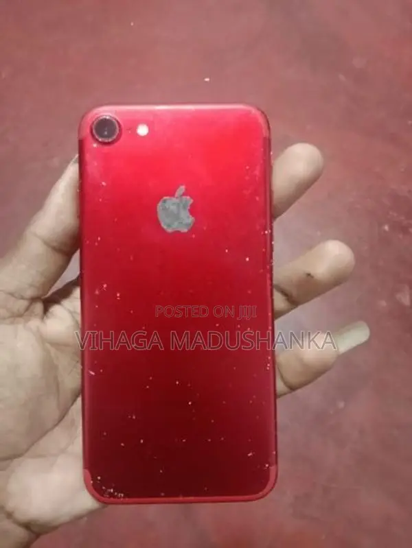 Apple iPhone 7 (Used)