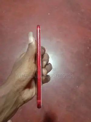 Apple iPhone 7 (Used)