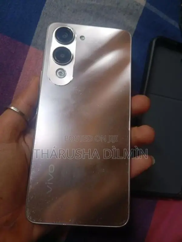 Vivo Y04 (Used)