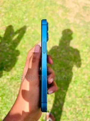 Apple iPhone 13 (Used)