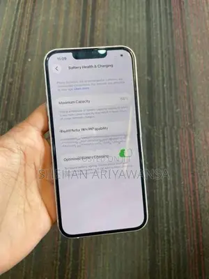 Apple iPhone 13 (Used)