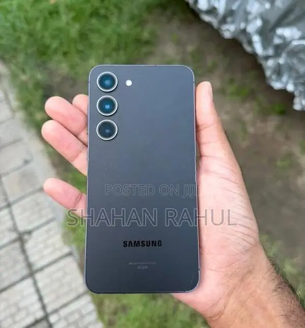 Samsung Galaxy S23 (Used)
