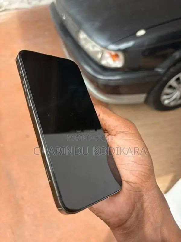 Apple iPhone 12 Pro (Used)