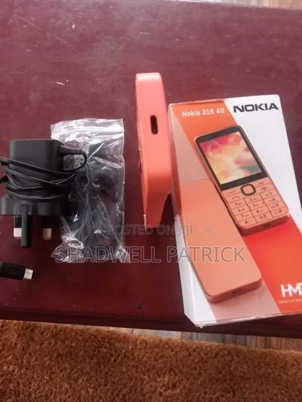 Nokia 215 Button Phone (Used)