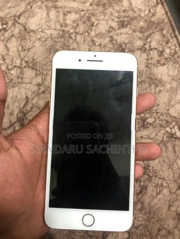 Apple iPhone 8 Plus (Used)