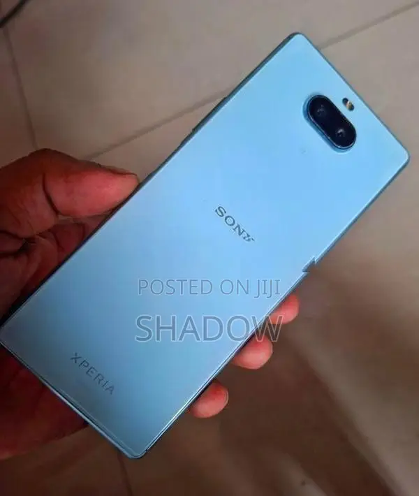 Sony Xperia 8 64GB (Used)