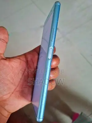 Sony Xperia 8 64GB (Used)