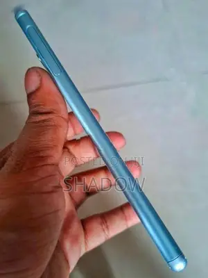 Sony Xperia 8 64GB (Used)
