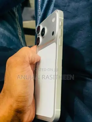 Apple iPhone 17 Pro (Used)