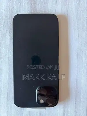 Apple iPhone 15 128GB (Used)