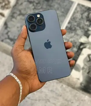 Apple iPhone 15 Pro Max 256GB (Used)