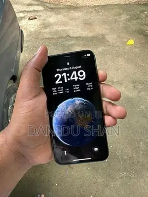 Apple iPhone X 64GB (Used)