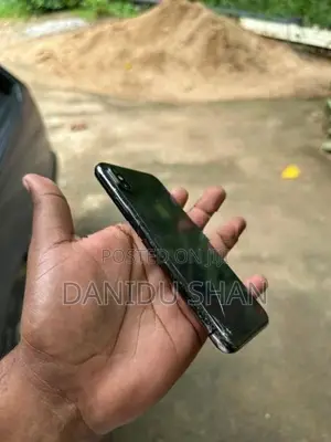 Apple iPhone X 64GB (Used)