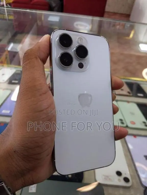 Apple iPhone 14 Pro (Used)