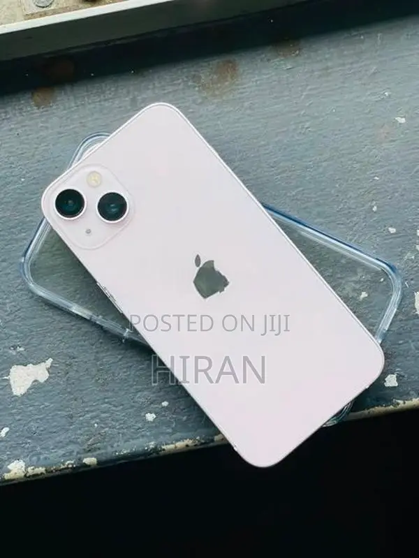 Apple iPhone 13 (Used)