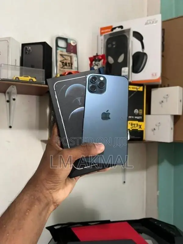 Apple iPhone 12 Pro (Used)