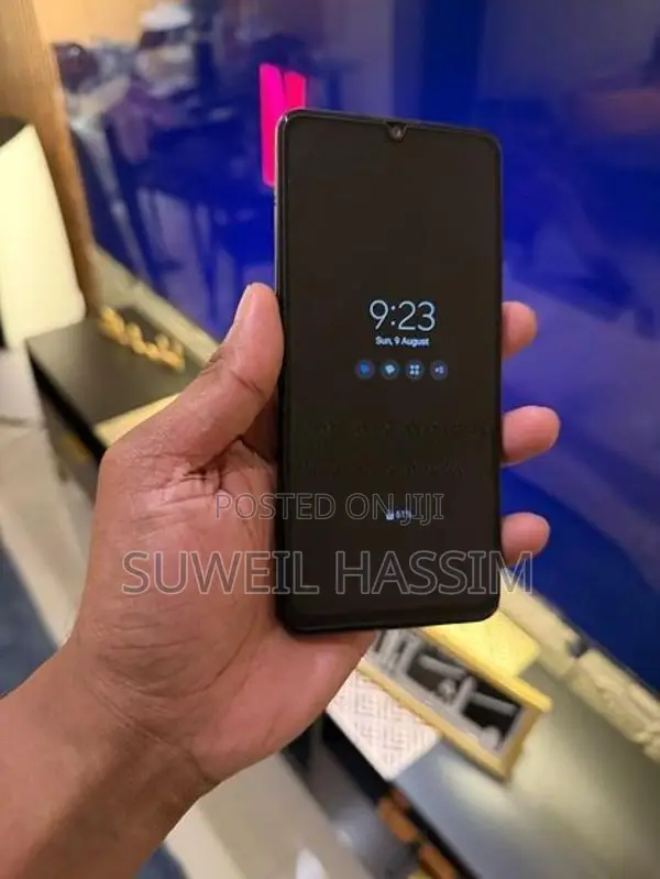 Samsung Galaxy A32 6GB / 128GB (Used)