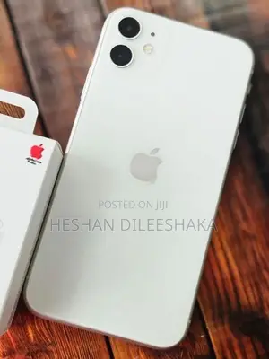Apple iPhone 11 128GB (Used)