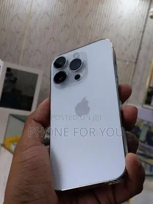 Apple iPhone 14 Pro (Used)