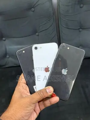 Apple iPhone SE 2 64GB (Used)