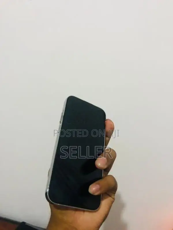 Apple iPhone 14 Pro 256GB (Used)