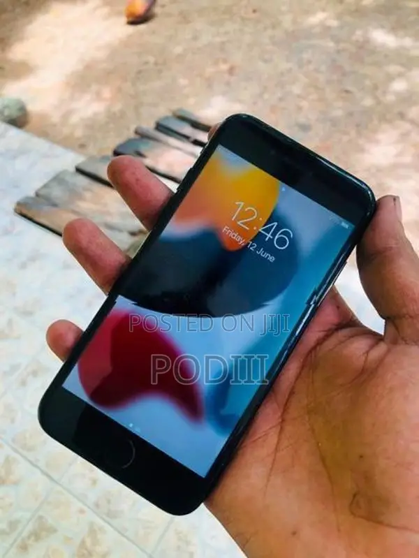 Apple iPhone 7 (Used)
