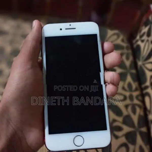 Apple iPhone 7 (Used)