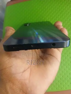 Samsung Galaxy A06 (Used)