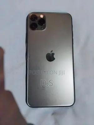 Apple iPhone 11 Pro Max (Used)