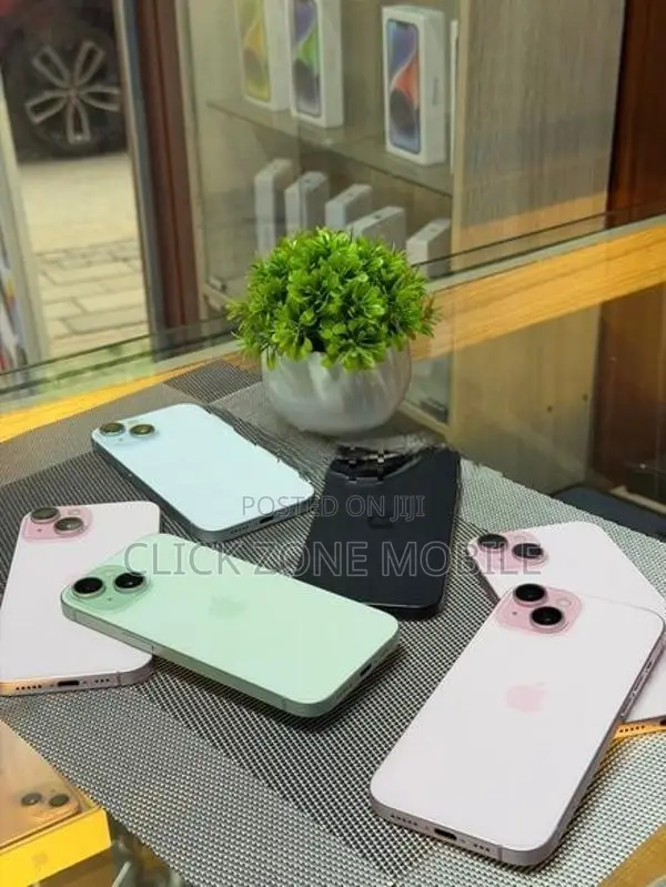 Apple iPhone 15 128GB (Used)