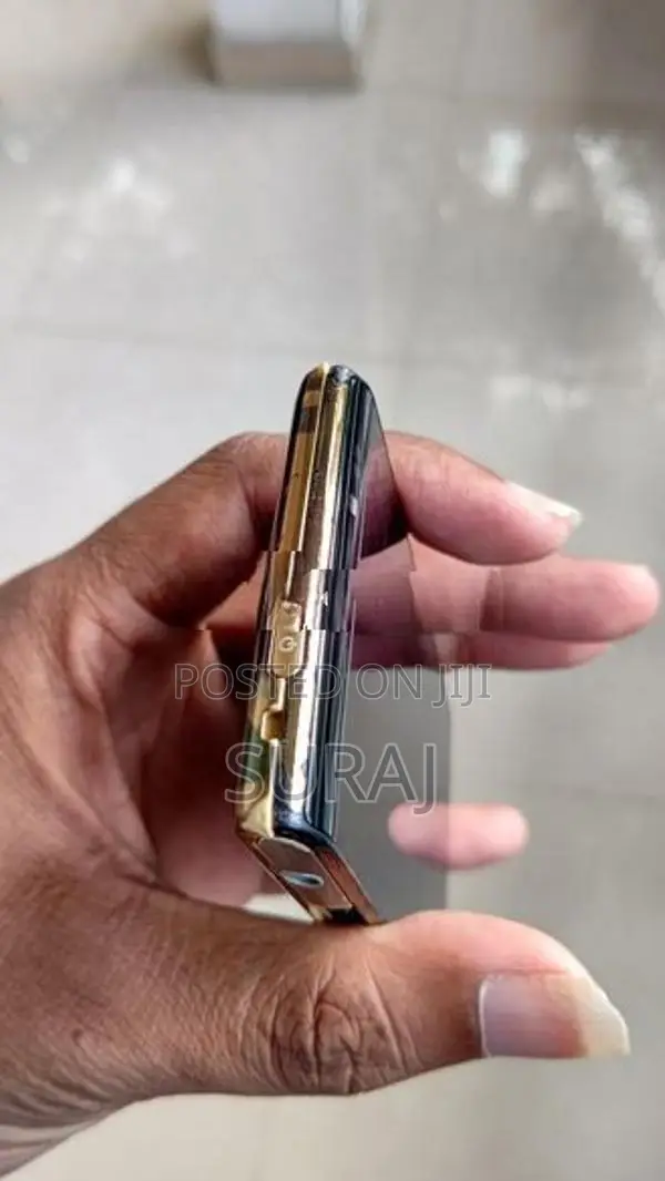 Sharp Limited Edition SH01 (Used)