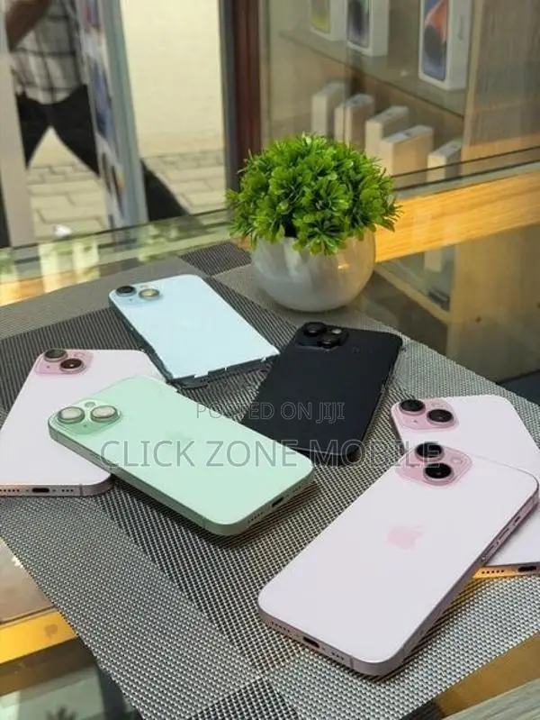 Apple iPhone 15 128GB (Used)